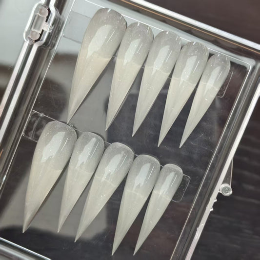 PRESS ON NAILS#016