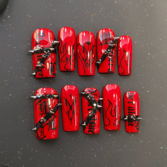 PRESS ON NAILS #013